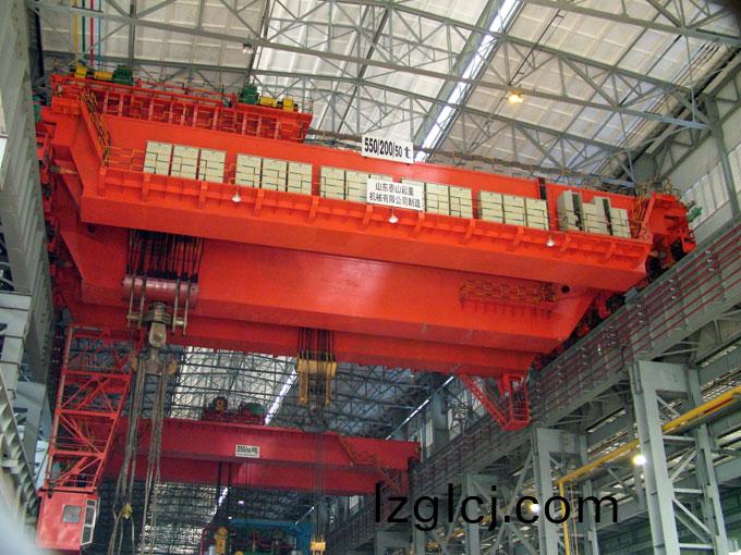 YD550/200/50t鍛造橋(qiao)式(shi)起(qi)重機(ji)
