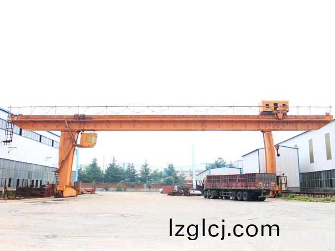 L型電(dian)動葫(hu)蘆橋(qiao)式起(qi)重(zhong)機