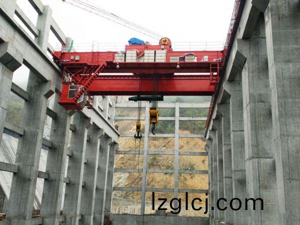 QD275/50/10t水(shui)電(dian)站(zhan)橋式起重機(ji)