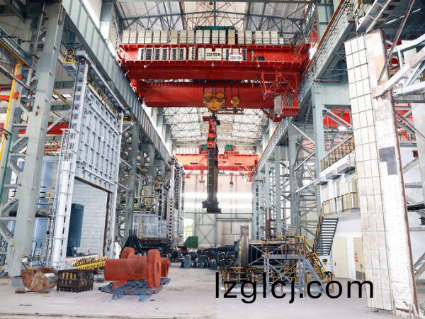 320t淬火起(qi)重(zhong)機