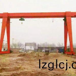 MH型(xing)電(dian)動葫蘆(lu)門(men)式起(qi)重機