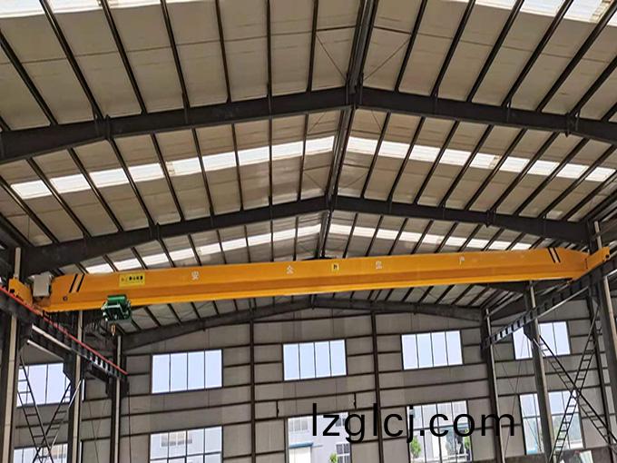 單樑(liang)起(qi)重(zhong)機(ji)