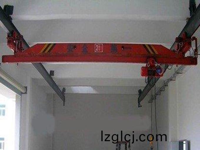 單(dan)樑懸掛起(qi)重(zhong)機(ji)