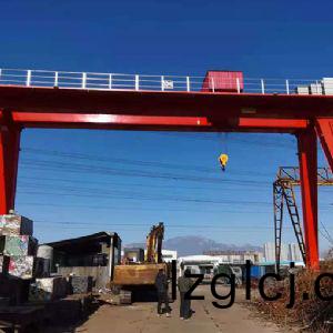 雙樑(liang)門式起(qi)重機(ji)