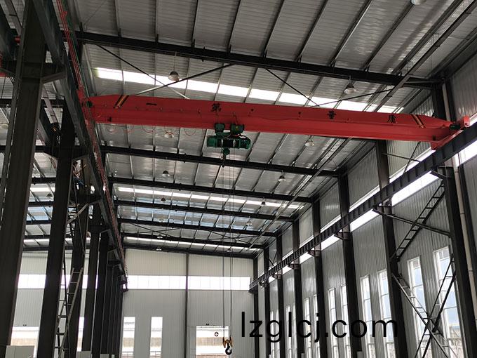 單(dan)樑起重(zhong)機